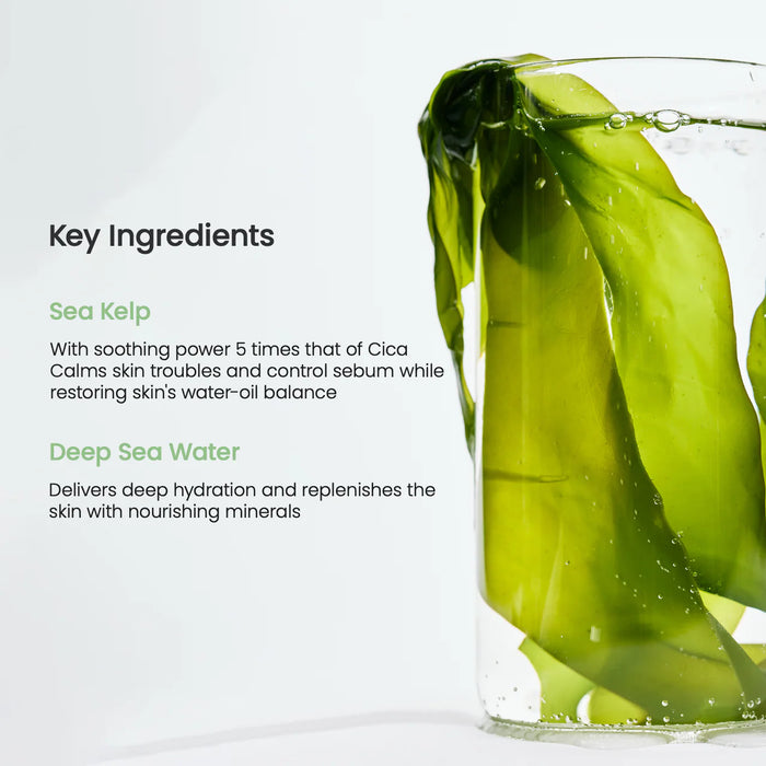 Smoothing the sea-kelp hydrogel mask onto the face